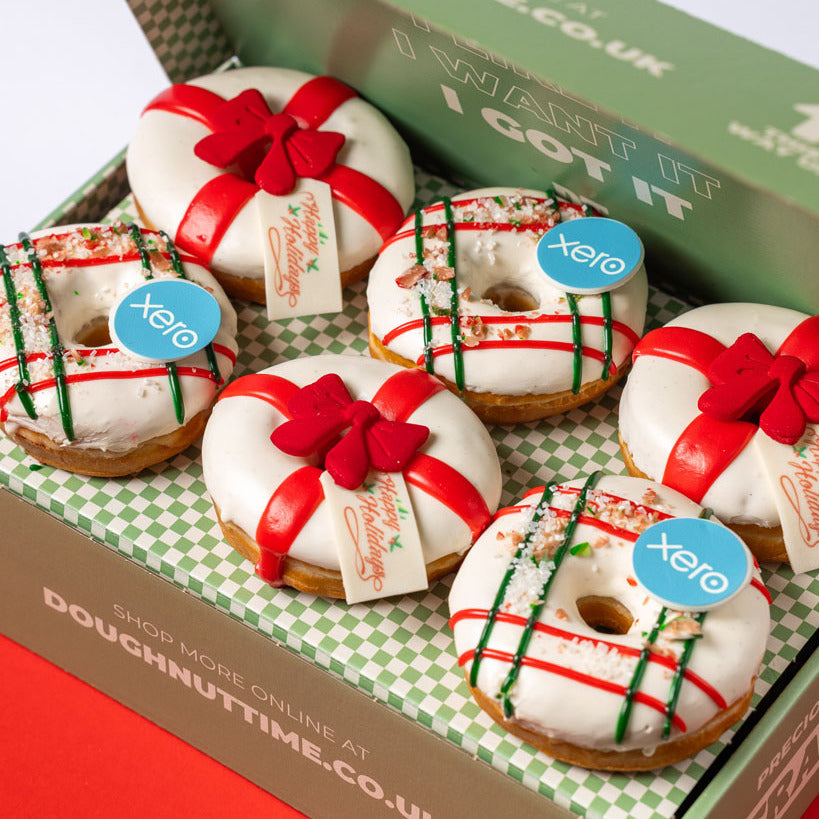 Corporate "Happy Holidays" Donut Geschenkbox mit Logo (vegan)
