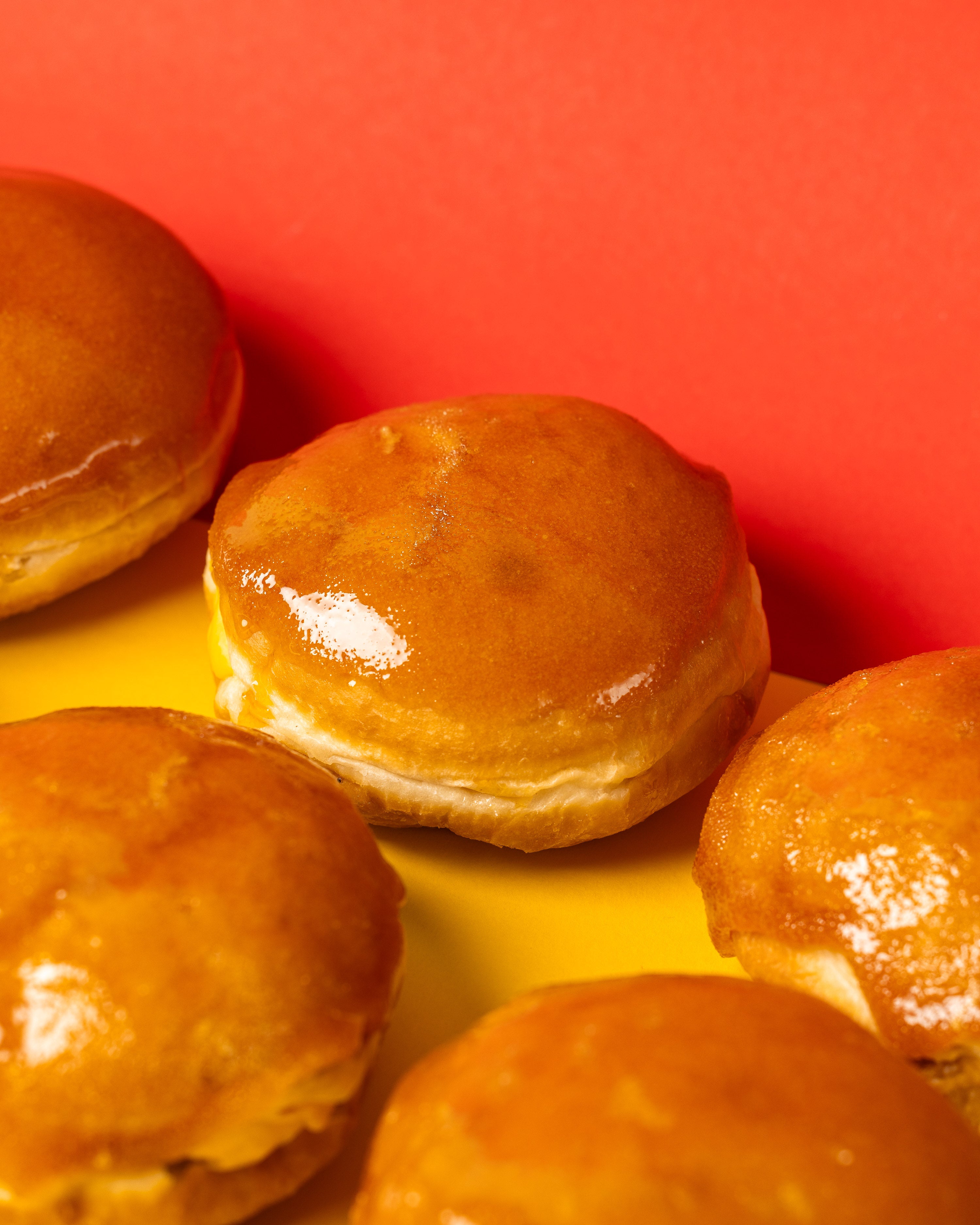 Confezione regalo di ciambella alla crema brûlée (VG)